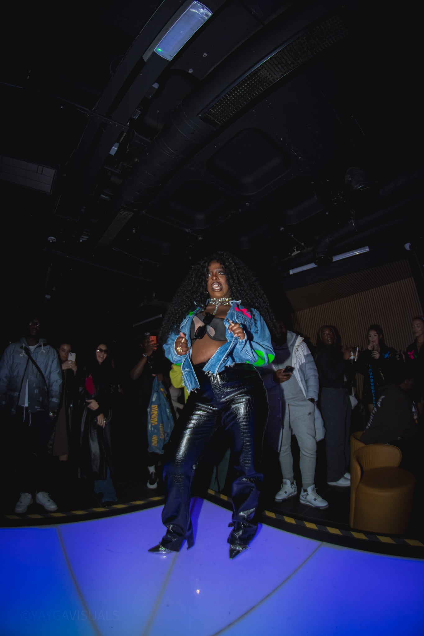 Rob the rich cropped hundredtags denim jacket My Store